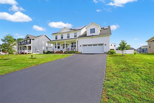 42 Kensington Ln, Poughkeepsie, NY, 12603-1225 | Card Image
