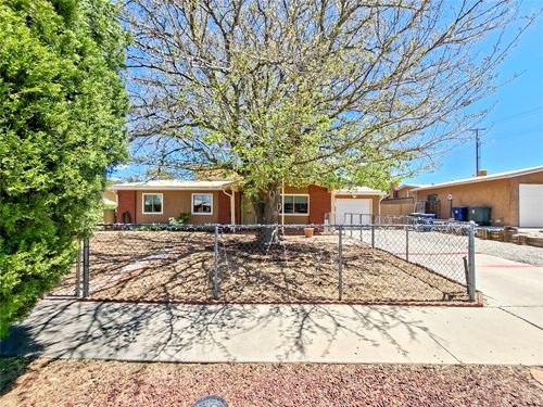 2433 Avenida De Las Estrellas, Santa Fe, NM, 87507-5362 | Card Image