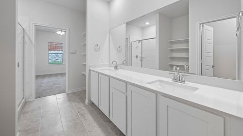 10424 Crusoe St, Aubrey, TX, 76227-5668 | Card Image