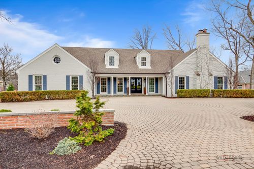 584 Fletcher Cir, Lake Forest, IL, 60045-1523 | Card Image