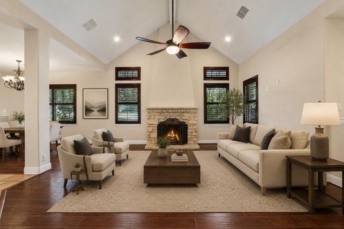 101 N Meadowlark St, Lakeway, TX, 78734-4764 | Card Image