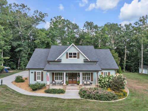 472 Heritage Cir, CHATSWORTH, GA, 30705-8276 | Card Image