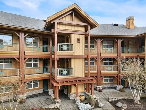 apt-b204-1000 Cabin Creek Ln Sw, Issaquah, WA, 98027-4654 | Card Image