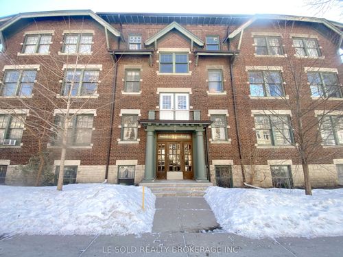 221-125 Earl Pl, Toronto, ON, M4Y1M4 | Card Image