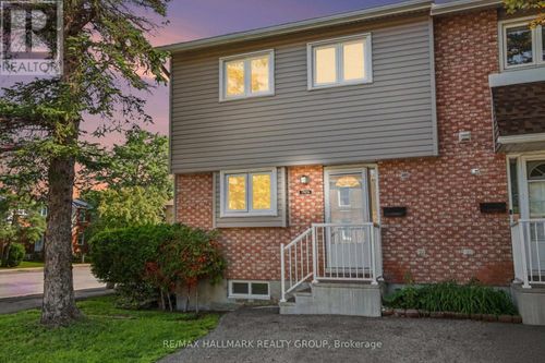 1747A Lamoureux Drive, Ottawa, ON, K1E2N3 | Card Image