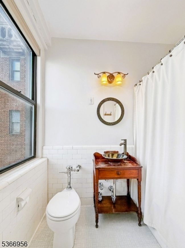 APT-6B - 375 Mount Prospect Ave, Townhouse with 3 bedrooms, 2 bathrooms and null parking in Newark NJ | Image 29
