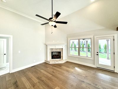 2012 Wt Chandler Blvd #84, House other with 4 bedrooms, 3 bathrooms and 2 parking in Gallatin TN | Image 3