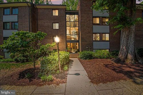 1a-1417 Northgate Sq, RESTON, VA, 20190-3733 | Card Image
