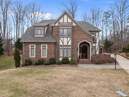 5 Postbridge Ct, Greensboro, NC, 27407-7890 | Card Image