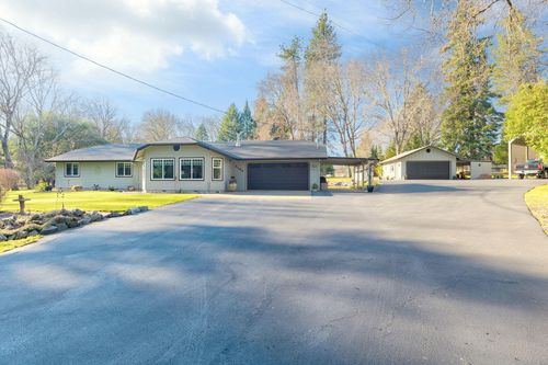 2164 Russell Rd, Merlin, OR, 97532-9736 | Card Image