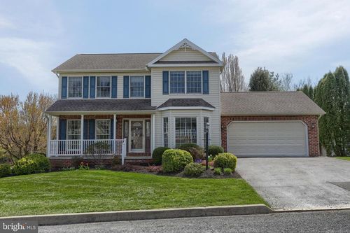885 Sunny Hill Ln, HARRISBURG, PA, 17111-4690 | Card Image