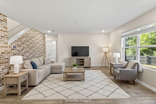 4672 Perception Cir, Milton, FL, 32570-8920 | Card Image