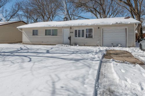 3228 Idlewood Ter, Rockford, IL, 61101-2733 | Card Image
