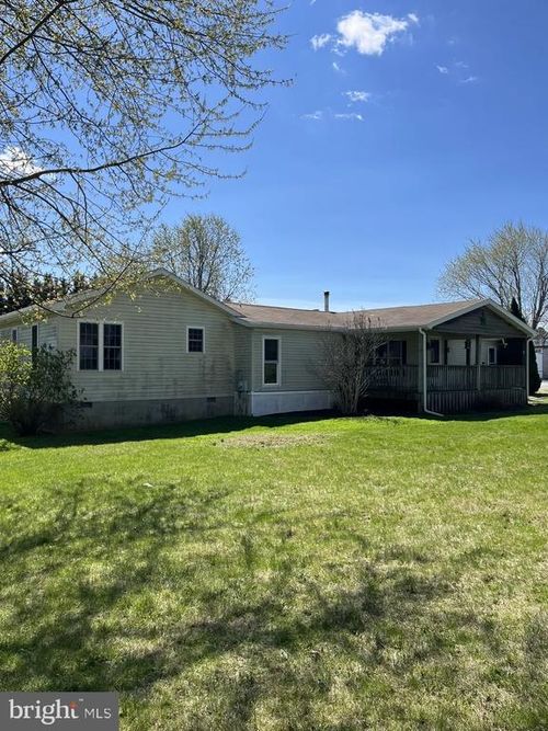 5 Homestead Ln, COCHRANVILLE, PA, 19330-9642 | Card Image