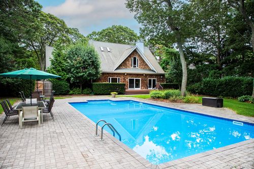 49 Bridle Path, Westhampton Beach, NY, 11978-1434 | Card Image