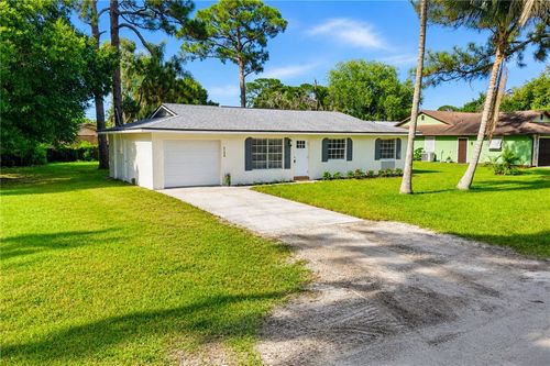 3156 1st Rd, Vero Beach, FL, 32968-2551 | Card Image