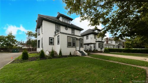 apt-1-20 Bay Shore Ave, Bay Shore, NY, 11706-7917 | Card Image