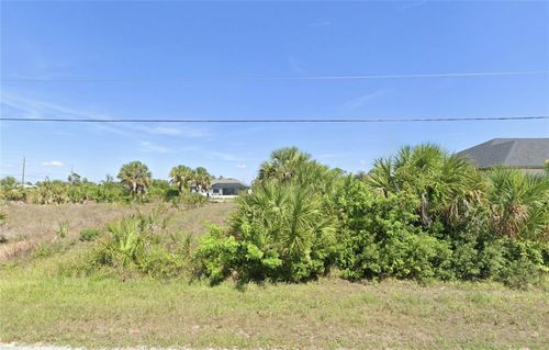 8626 Santa Cruz Dr, Port Charlotte, FL, 33981-5252 | Card Image