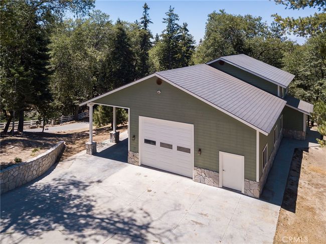 32557 Pine Cone Ct A&B, House other with 5 bedrooms, 5 bathrooms and 5 parking in Running Springs CA | Image 9