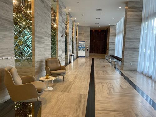 apt-805-2000 Metropica Way, Sunrise, FL, 33323-3219 | Card Image