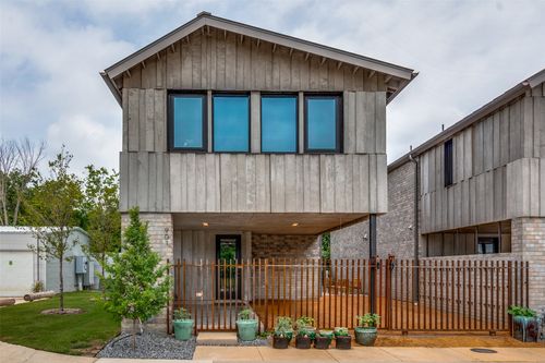 903 Blackland Court, Dallas, TX, 75243 | Card Image