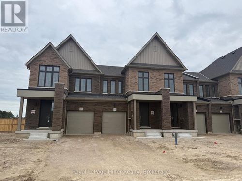 4 Poett Avenue, Stratford, ON, N5A0M2 | Card Image