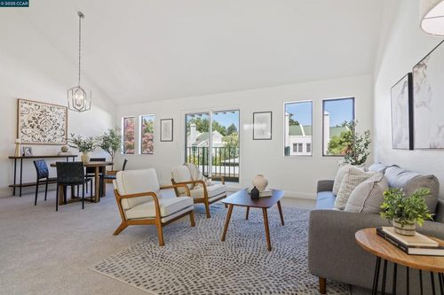 10 Zurich Ct, Pleasant Hill, CA, 94523-4905 | Card Image