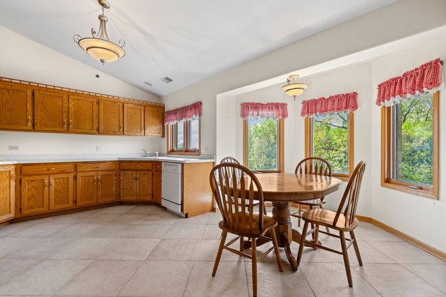 UNIT-3SW - 8000 W 84 Th Pl, Condo with 2 bedrooms, 2 bathrooms and 1 parking in Justice IL | Image 6
