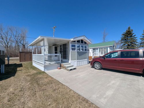 3675 E Michigan Avenue, Sims Township, MI, 48703 | Card Image