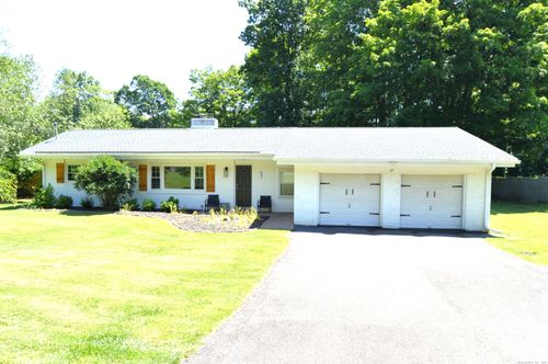 27 Woodland Dr, Northford, CT, 06472-1207 | Card Image