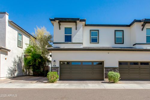 3057 N 37th Way, Phoenix, AZ, 85018-4084 | Card Image