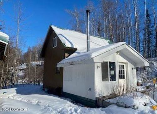 13901 E Mikes Ln, Palmer, AK, 99645-9211 | Card Image