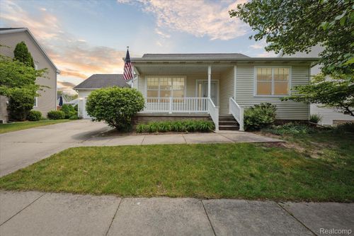 3644 Whimbrel Way, East Lansing, MI, 48823-8670 | Card Image