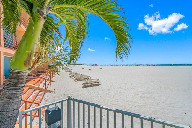 909 - 4950 Gulf Boulevard, Condo with 2 bedrooms, 2 bathrooms and null parking in St Pete Beach FL | Image 50