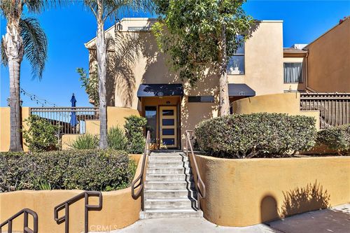 95-25671 Le Parc, Lake Forest, CA, 92630-5922 | Card Image