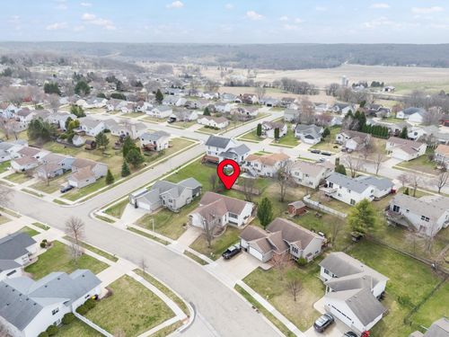 4910 Manor Brook Dr Nw, Rochester, MN, 55901-3180 | Card Image