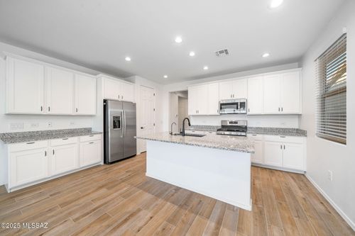 21711 E Holstein Way, Red Rock, AZ, 85145 | Card Image