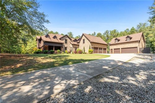 106 Big Buck Ct, Jackson, GA, 30233-6066 | Card Image