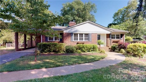 1426 Bevis Dr, Charlotte, NC, 28209-2533 | Card Image