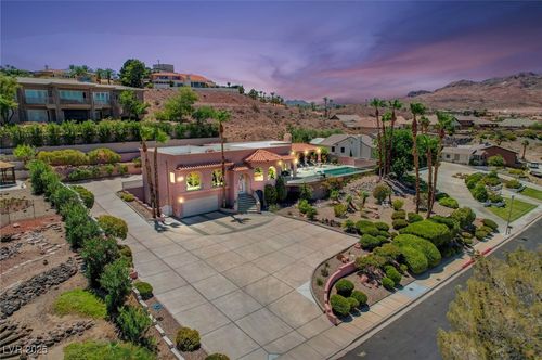 374 Claremont St, Boulder City, NV, 89005-2647 | Card Image
