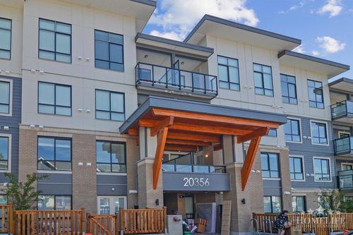 219-20356 72b Ave, Langley, BC, V2Y4J9 | Card Image