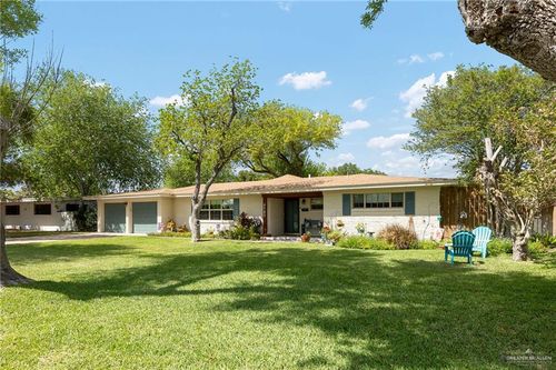 1512 Hibiscus Ave, Mcallen, TX, 78501-3224 | Card Image