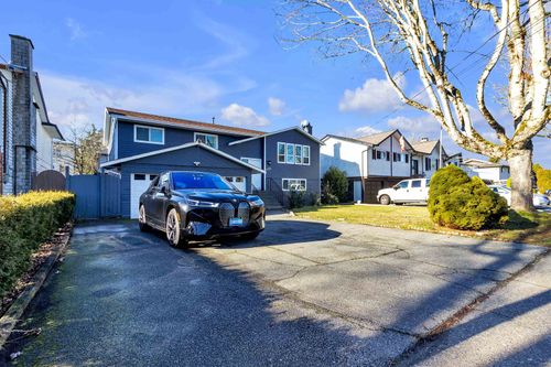 6281 130 St, Surrey, BC, V3X1R7 | Card Image