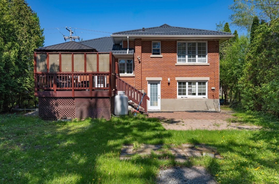 Residential in Montréal (Pierrefonds-Roxboro) 3