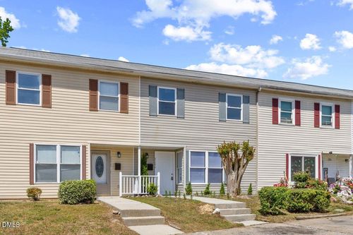 8206 Merriweather Cir, Raleigh, NC, 27616-5699 | Card Image