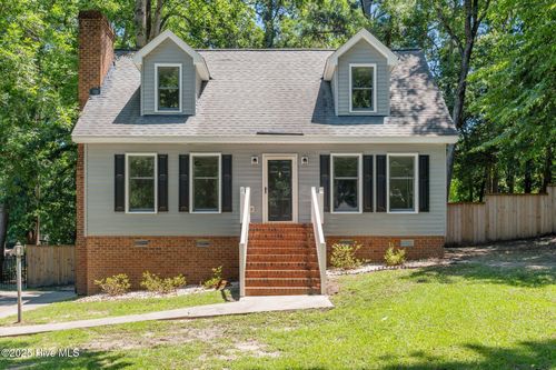112 Gawain Rd, Greenville, NC, 27858-8676 | Card Image