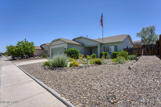 158 Desert Springs Ln, House other with 3 bedrooms, 2 bathrooms and 2 parking in Fernley NV | Image 5