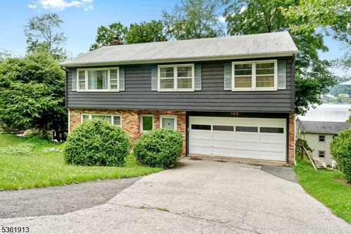 140 Springbrook Trl, Sparta, NJ, 07871-2130 | Card Image