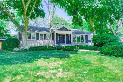 2043 Malbrook Rd, Oakville, ON, L6J1Y8 | Card Image