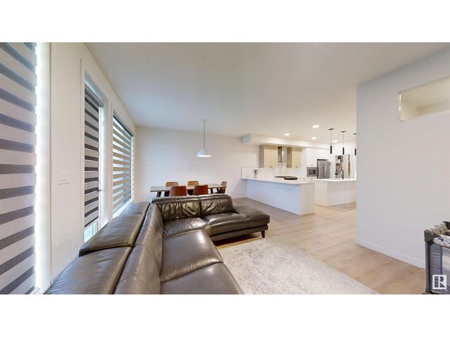 9468 Pear Cres Sw, House other with 3 bedrooms, 3 bathrooms and null parking in Edmonton AB | Image 16